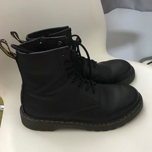 Doc Marten 1460 boots